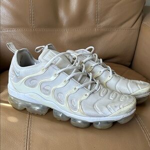 Nike Air VaporMax Plus in Cream White size 12.5